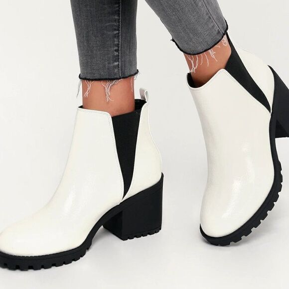 Dirty Laundry White and Black Ankle Boots - Picture 1 of 11